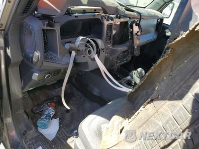 Zdjęcie 8 z 12 samochodu: 2025 FORD BRONCO VIN:1FMDE6BH9SLA92022 - miniatura