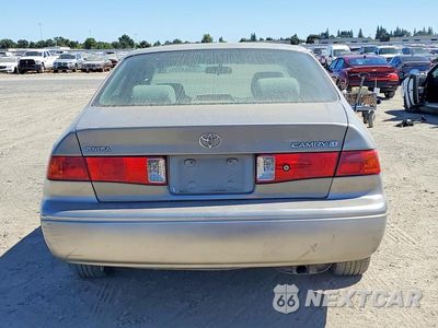 Zdjęcie 6 z 12 samochodu: 2000 TOYOTA CAMRY LE VIN:JT2BG22K0Y0512456 - miniatura