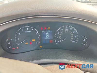 Zdjęcie 9 z 12 samochodu: 2011 HYUNDAI GENESIS 3.8L VIN:KMHGC4DE7BU114913 - miniatura