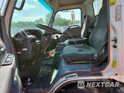 Zdjęcie 7 z 12 samochodu: 2007 GMC W4500 W45042 VIN:4KDC4B1UX7J805292 - miniatura