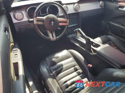 Zdjęcie 8 z 12 samochodu: 2006 FORD MUSTANG GT VIN:1ZVHT85H765255227 - miniatura