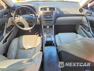 Zdjęcie 8 z 12 samochodu: 2009 LEXUS IS 250 VIN:JTHCK262892032433 - miniatura