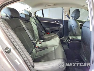 Zdjęcie 10 z 12 samochodu: 2026 GENESIS G70 2.5T STANDARD VIN:KMTG14SCXTU169161 - miniatura