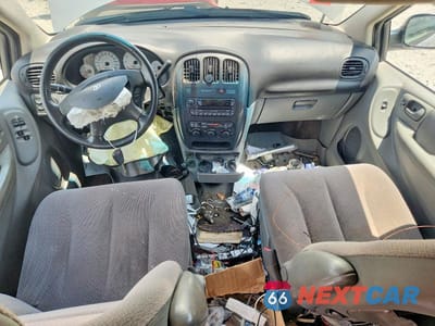 Zdjęcie 8 z 13 samochodu: 2006 DODGE GRAND CARAVAN SXT VIN:2D4GP44L36R914914 - miniatura