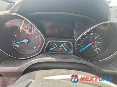 Zdjęcie 9 z 13 samochodu: 2015 FORD ESCAPE SE VIN:1FMCU9G97FUA32418 - miniatura