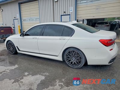 Drugie zdjęcie samochodu z przodu: 2018 BMW 750 XI VIN:WBA7F2C50JG423747 - miniatura