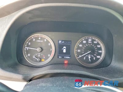 Zdjęcie 9 z 13 samochodu: 2017 HYUNDAI TUCSON SPORT VIN:KM8J33A27HU550339 - miniatura