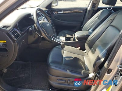 Zdjęcie 7 z 12 samochodu: 2013 HYUNDAI GENESIS 3.8L VIN:KMHGC4DD7DU235354 - miniatura