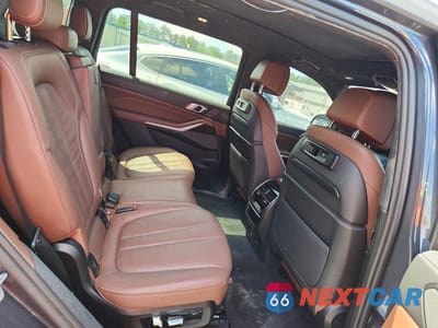 Zdjęcie 11 z 13 samochodu: 2019 BMW X7 XDRIVE50I VIN:5UXCX4C53KLS39033 - miniatura