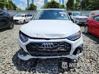 Piąte zdjęcie samochodu w środku: 2023 AUDI Q5 PREMIUM PLUS 45 VIN:WA1EAAFY1P2046421 - miniatura