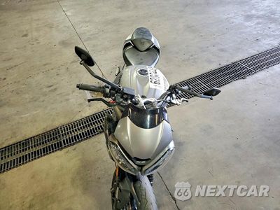 Piąte zdjęcie samochodu w środku: 2022 TRIUMPH MOTORCYCLE STREET TRIPLE R (LRH) VIN:SMTA544D2NTAY3452 - miniatura