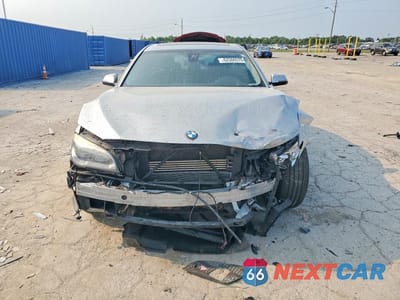 Piąte zdjęcie samochodu w środku: 2014 BMW 750 LXI VIN:WBAYF8C58ED141810 - miniatura