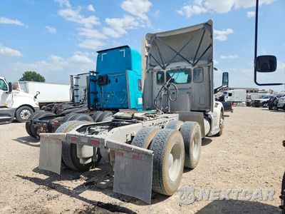 Trzecie zdjęcie samochodu z tyłu: 2020 PETERBILT 579 SEMI TRUCK VIN:1XPBDP9X7LD718596 - miniatura