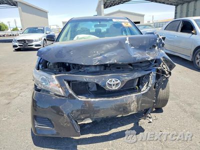 Piąte zdjęcie samochodu w środku: 2011 TOYOTA CAMRY LE VIN:4T4BF3EK2BR141118 - miniatura