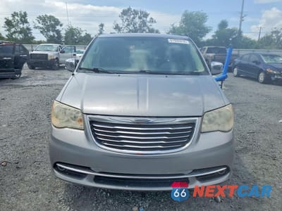 Piąte zdjęcie samochodu w środku: 2013 CHRYSLER TOWN & COUNTRY TOURING L VIN:2C4RC1CG7DR660108 - miniatura