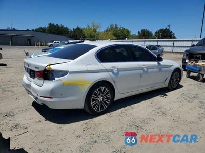 Trzecie zdjęcie samochodu z tyłu: 2019 BMW 540 I VIN:WBAJE5C57KWW01719 - miniatura