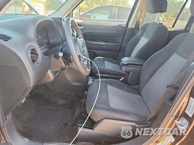 Zdjęcie 7 z 12 samochodu: 2015 JEEP PATRIOT SPORT VIN:1C4NJPBA7FD400253 - miniatura