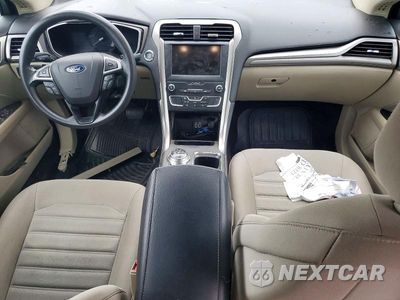 Zdjęcie 8 z 12 samochodu: 2019 FORD FUSION SE VIN:3FA6P0HD5KR158792 - miniatura