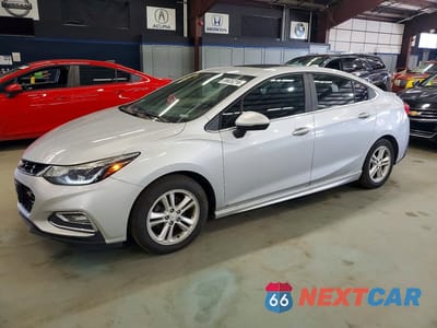 2017 CHEVROLET CRUZE LT 1G1BE5SM0H7191678 - główne zdjęcie licytacji z USA - miniatura