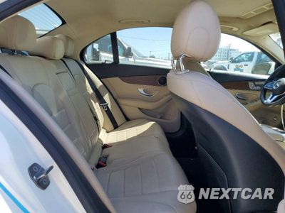 Zdjęcie 10 z 13 samochodu: 2019 MERCEDES-BENZ C 300 VIN:55SWF8DBXKU284081 - miniatura