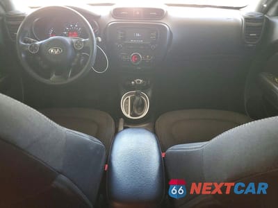 Zdjęcie 8 z 12 samochodu: 2017 KIA SOUL + VIN:KNDJP3A54H7881333 - miniatura