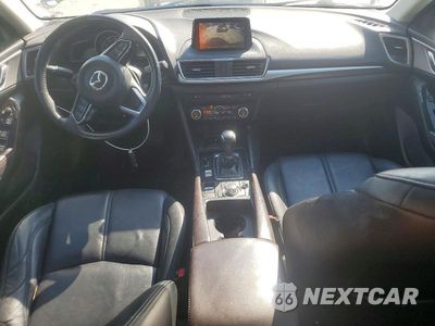 Zdjęcie 8 z 12 samochodu: 2018 MAZDA 3 TOURING VIN:3MZBN1V35JM177013 - miniatura