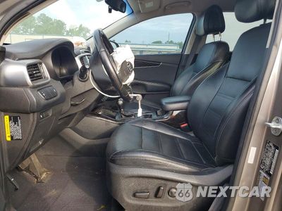 Zdjęcie 7 z 13 samochodu: 2016 KIA SORENTO EX VIN:5XYPH4A57GG183670 - miniatura