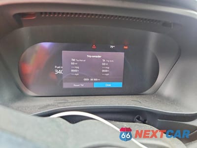 Zdjęcie 9 z 13 samochodu: 2024 VOLVO XC40 CORE VIN:YV4L12UK5R2215860 - miniatura
