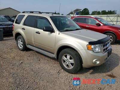Czwarte zdjęcie samochodu z boku: 2011 FORD ESCAPE XLT VIN:1FMCU9DG0BKA41275 - miniatura