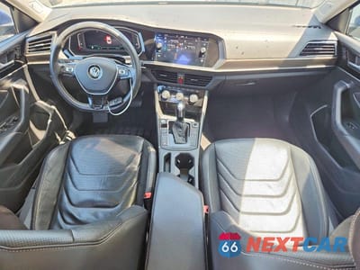 Zdjęcie 8 z 12 samochodu: 2021 VOLKSWAGEN JETTA SEL PREMIUM VIN:3VWG57BU7MM079725 - miniatura