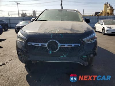 Piąte zdjęcie samochodu w środku: 2021 MERCEDES-BENZ GLA 250 VIN:W1N4N4GB2MJ150959 - miniatura