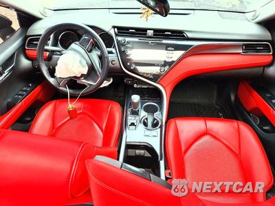 Zdjęcie 8 z 13 samochodu: 2019 TOYOTA CAMRY XSE VIN:4T1B61HK9KU193033 - miniatura