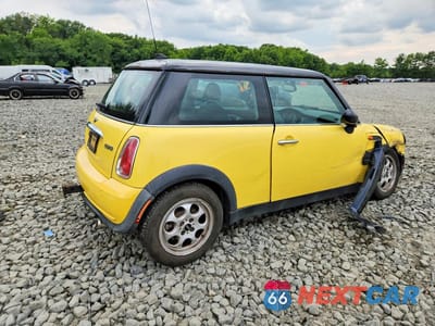 Trzecie zdjęcie samochodu z tyłu: 2005 MINI COOPER VIN:WMWRC33555TJ72759 - miniatura