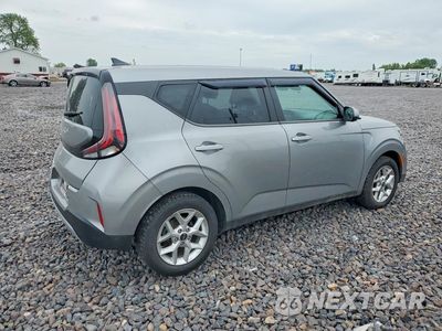 Trzecie zdjęcie samochodu z tyłu: 2023 KIA SOUL LX VIN:KNDJ23AU7P7876860 - miniatura
