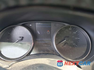 Zdjęcie 9 z 12 samochodu: 2018 NISSAN ROGUE SV VIN:KNMAT2MTXJP620570 - miniatura