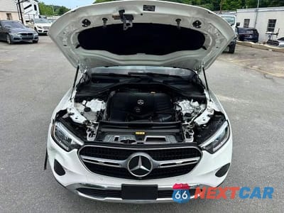 Piąte zdjęcie samochodu w środku: 2024 MERCEDES-BENZ GLC 300 VIN:W1NKM4GBXRU038782 - miniatura