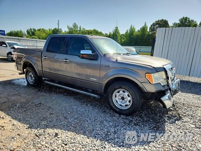 Czwarte zdjęcie samochodu z boku: 2011 FORD F150 SUPERCREW VIN:1FTFW1CT0BFA90965 - miniatura