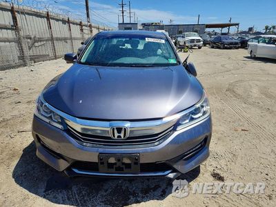 Piąte zdjęcie samochodu w środku: 2017 HONDA ACCORD EXL VIN:1HGCR2F89HA000758 - miniatura