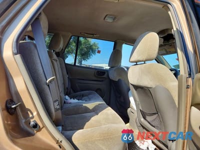 Zdjęcie 11 z 13 samochodu: 2002 HYUNDAI SANTA FE GLS VIN:KM8SC13D72U204399 - miniatura