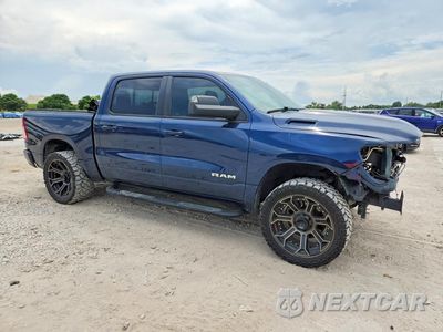 Czwarte zdjęcie samochodu z boku: 2019 RAM 1500 BIG HORN/LONE STAR VIN:1C6RREFT3KN864971 - miniatura