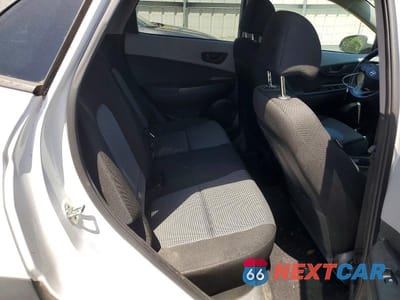 Zdjęcie 11 z 13 samochodu: 2018 HYUNDAI KONA SEL VIN:KM8K6CAA3JU111700 - miniatura