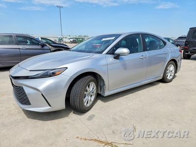 2025 TOYOTA CAMRY LE 4T1DAACK9SU523915 - główne zdjęcie licytacji z USA - miniatura