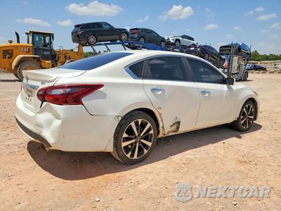 Trzecie zdjęcie samochodu z tyłu: 2018 NISSAN ALTIMA 2.5 SR VIN:1N4AL3APXJC245371 - miniatura