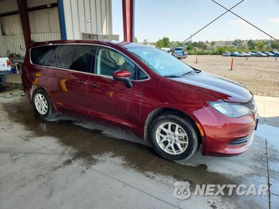 Czwarte zdjęcie samochodu z boku: 2017 CHRYSLER PACIFICA TOURING VIN:2C4RC1DG2HR584379 - miniatura