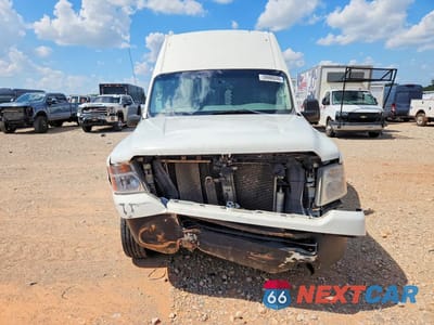 Piąte zdjęcie samochodu w środku: 2017 NISSAN NV 2500 DELIVERY VAN VIN:1N6BF0LY7HN802680 - miniatura