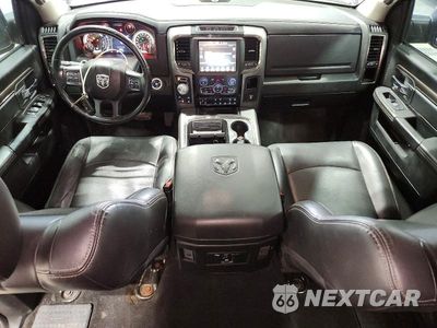 Zdjęcie 8 z 12 samochodu: 2017 RAM 1500 SPORT VIN:1C6RR7MTXHS705874 - miniatura