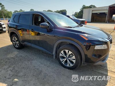 Czwarte zdjęcie samochodu z boku: 2022 NISSAN ROGUE SV VIN:5N1BT3BA3NC729067 - miniatura