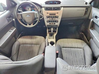 Zdjęcie 8 z 12 samochodu: 2010 FORD FOCUS SE VIN:1FAHP3FN0AW122185 - miniatura