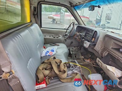Zdjęcie 11 z 13 samochodu: 1999 GMC SIERRA DUMP TRUCK VIN:1GDKC34FXXF039004 - miniatura