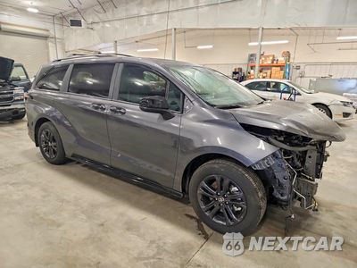 Czwarte zdjęcie samochodu z boku: 2025 TOYOTA SIENNA XSE VIN:5TDDSKFC6SS187012 - miniatura